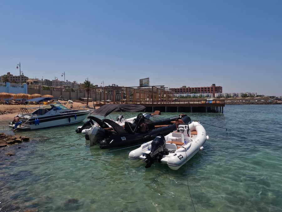 Hurghada: White Island Speedboat Tour, Snorkeling, & Lunch - The optional five-minute flight