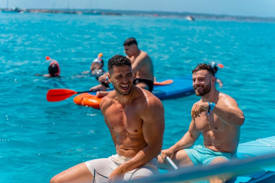 Ibiza: Formentera Trip with Paddle, Snorkel and Lunch - The 18:15 return is part of the fun