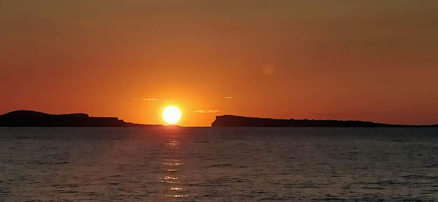 Ibiza: Snorkeling, Sunset Beach and Cave Boat Trip - The ride toward Cala Conta