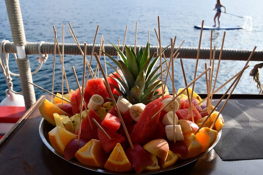 Ibiza: Sunset Boat Trip with Snorkeling, Kayaking, & Drinks - What the sunset really adds