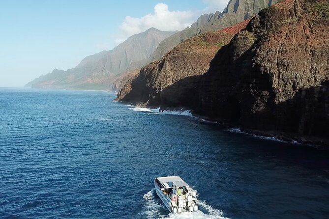 'Imiloa Express Nā Pali Snorkel Tour - Breakfast, lunch, and drinks aboard