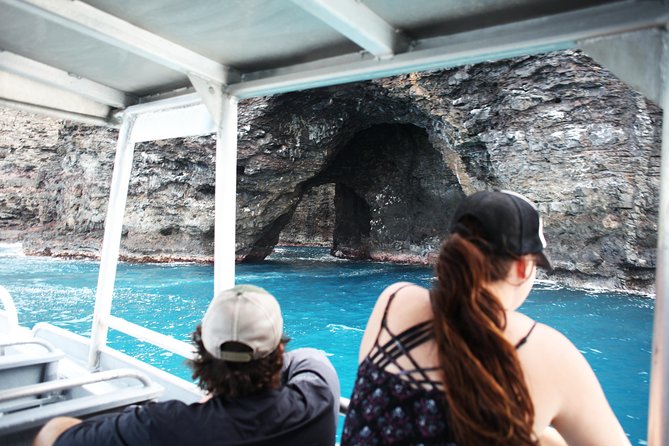 'Imiloa Express Nā Pali Snorkel Tour - Dolphins, turtles, and the open Pacific