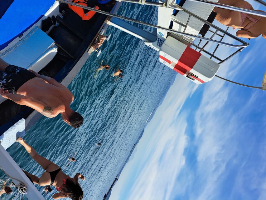 Ischia: Island Boat Tour with Neapolitan Lunch & Snorkeling - The Green Grotto and lunch aboard