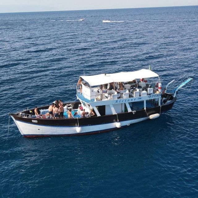 Ischia: Island Boat Tour with Neapolitan Lunch & Snorkeling - The west coast: Citara, Sorgeto, and Sant’Angelo