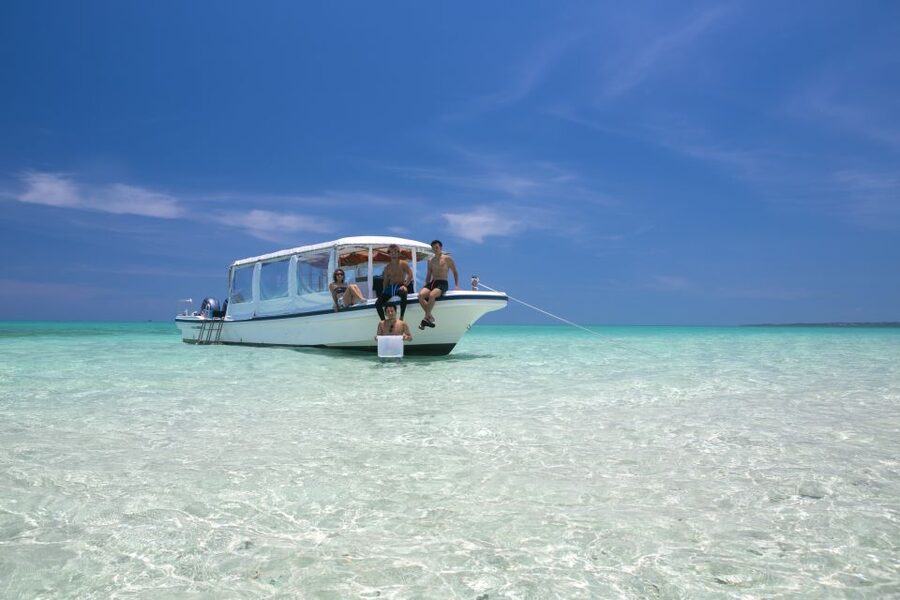 Ishigaki Island: Boat Snorkeling Tour at Phantom Island - Walking onto the temporary sand of Hamajima