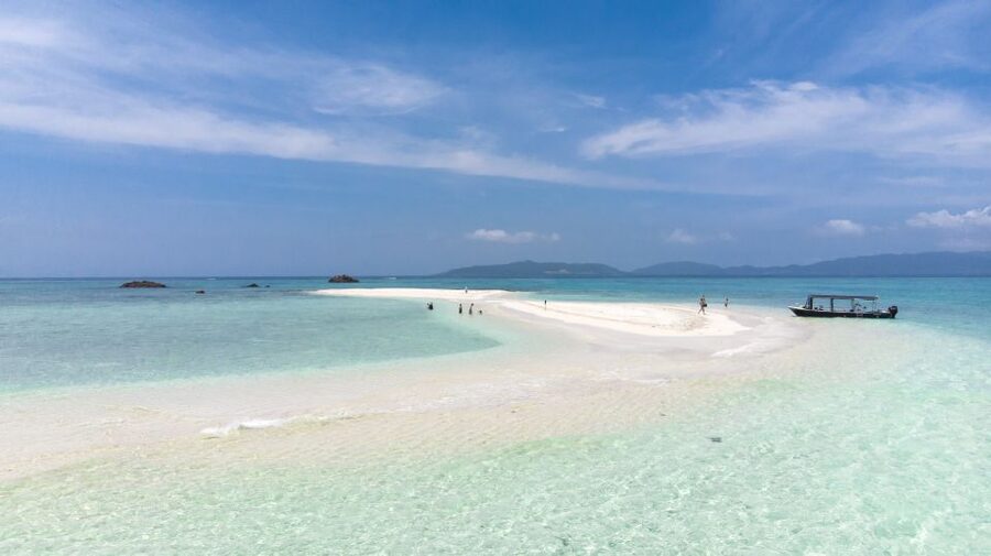 Ishigaki Island: Boat Snorkeling Tour at Phantom Island - What the $54 price includes