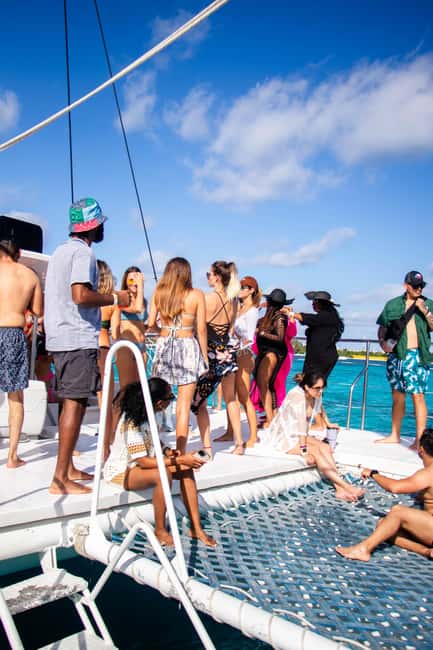 Isla Mujeres Catamaran, Snorkel & Buffet Lunch - The return sail to Cancun