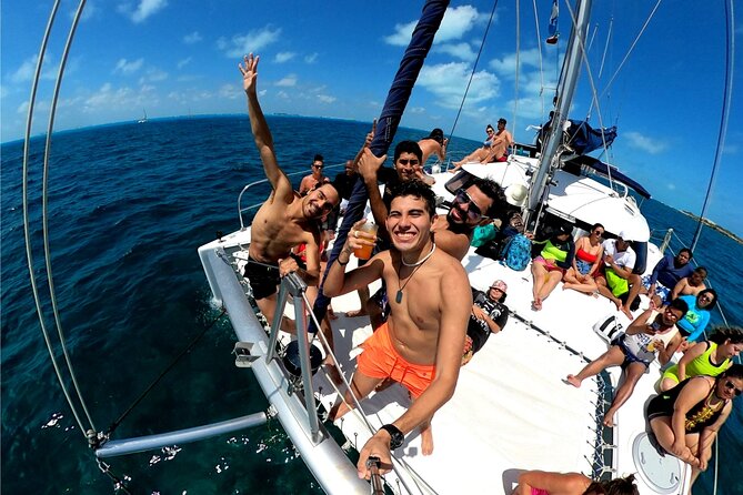 Isla Mujeres Catamaran + Snorkel + Open Bar on board + Buffet - The catamaran ride and open national bar