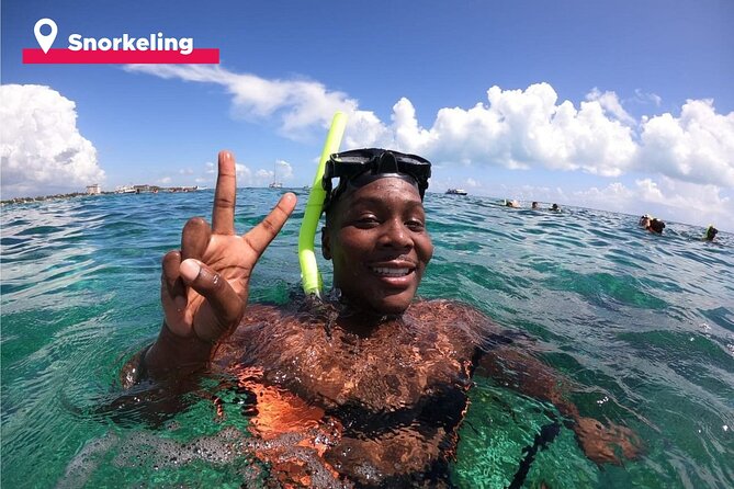 Isla Mujeres Catamaran + Snorkel + Open Bar on board + Buffet - Snorkeling near Isla Mujeres