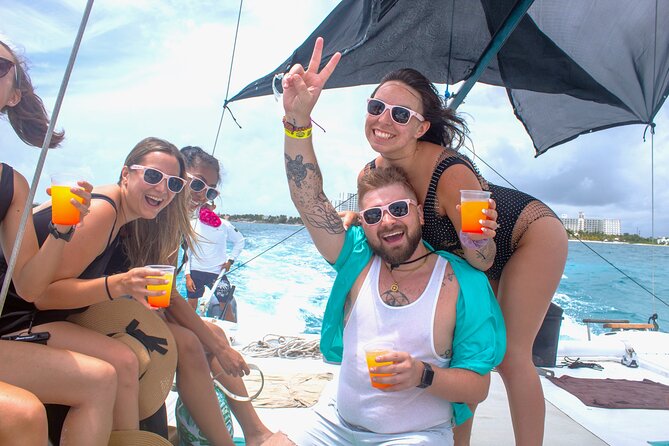 Isla Mujeres Catamaran Tour from Cancun with Snorkel and Open Bar - What the $29 price really means