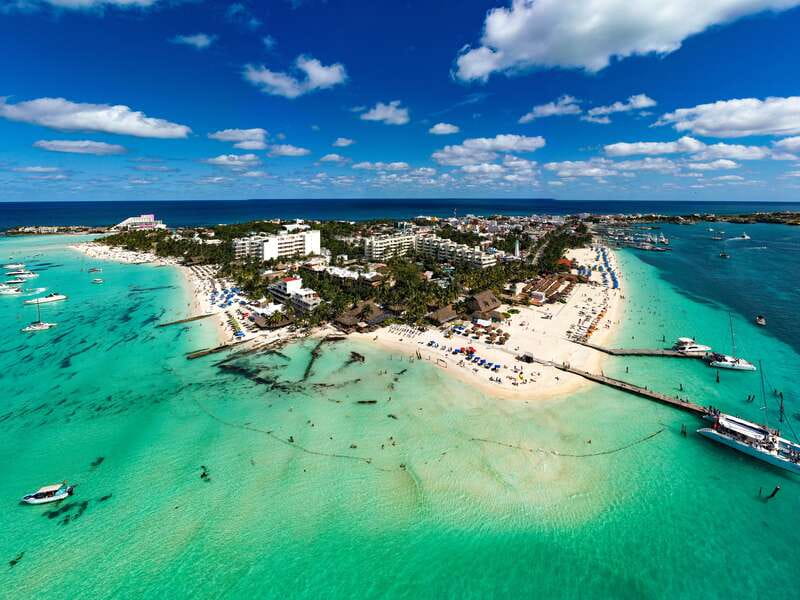 Isla Mujeres: Catamaran with Open Bar, Snorkeling and Lunch - A short snorkeling stop over the Caribbean reef