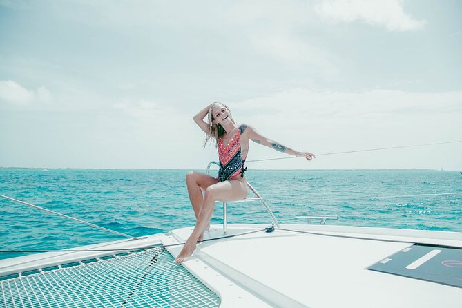 Isla Mujeres Cruise with Beach Club, Snorkel, Lunch and Open Bar - Getting from your hotel to Marina Las Perlas