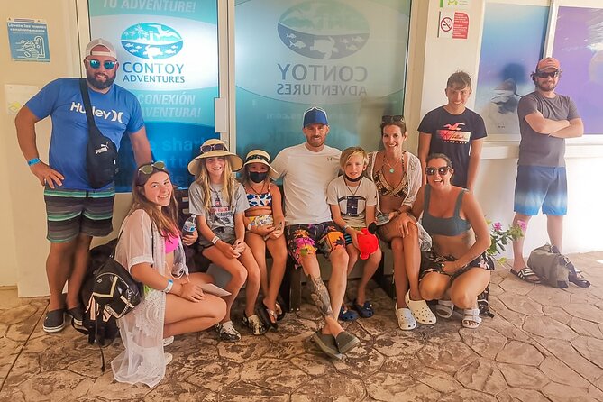 Isla Mujeres Tour, Snorkel and Golf Cart included - Miguel Hidalgo Avenue for lunch and shopping