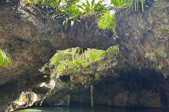 Jade Caverns Private Jeep Tour with Lunch and Snorkeling - Playa Chen Rio and the Natural Pool