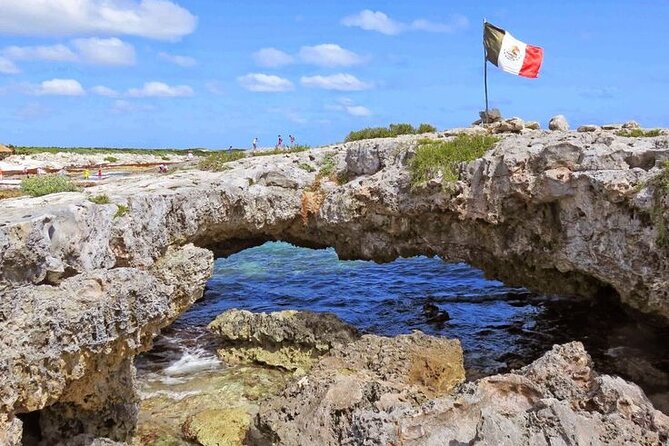 Jade Caverns Private Jeep Tour with Lunch and Snorkeling - Coco’s Beach Club and the Included Lunch