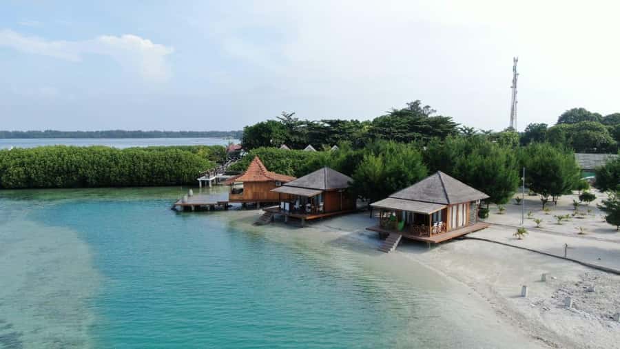 Jakarta: Thousand Island Tour with Canoeing and Snorkeling - Service is a real strength, but the system is loose