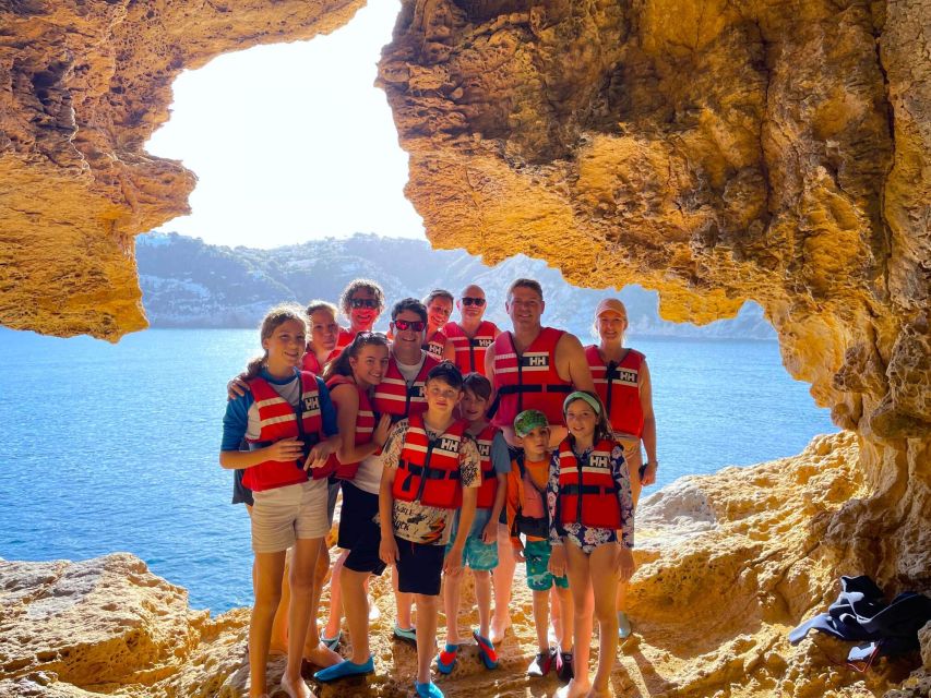 Jávea: Cala Portixol Kayak Tour with Snorkel & Cliff Jumping - Who should book this tour