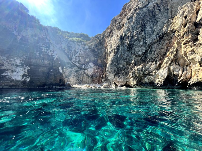Jávea: Cala Portixol Kayak Tour with Snorkel & Cliff Jumping - Paddling to Cala el Pom