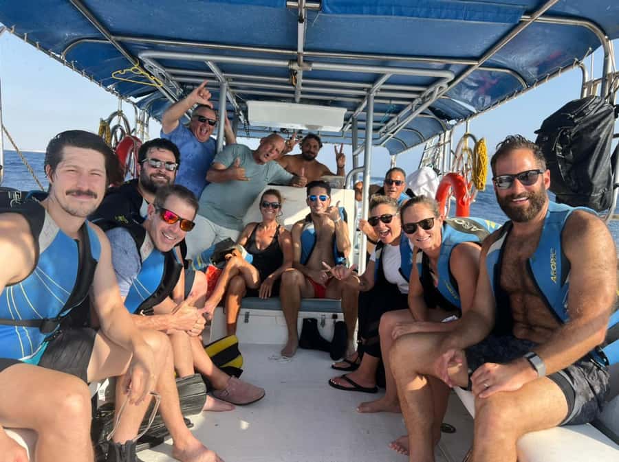 Jeddah: Bayada Leisure Boat Trip with Snorkeling - Bayadah Island and its shallow reef