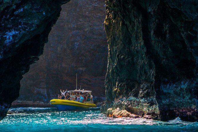 Kauai: Na Pali Coast Super Raft Snorkel Adventure - Who should book this raft adventure?