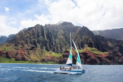 Kauai’s Na Pali Coast Snorkel and Sail Tour