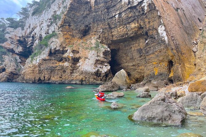 Kayak Paradise: Cala Portixol Snorkel, Cave & Cliff Jumping Tour - The meeting point deserves careful checking