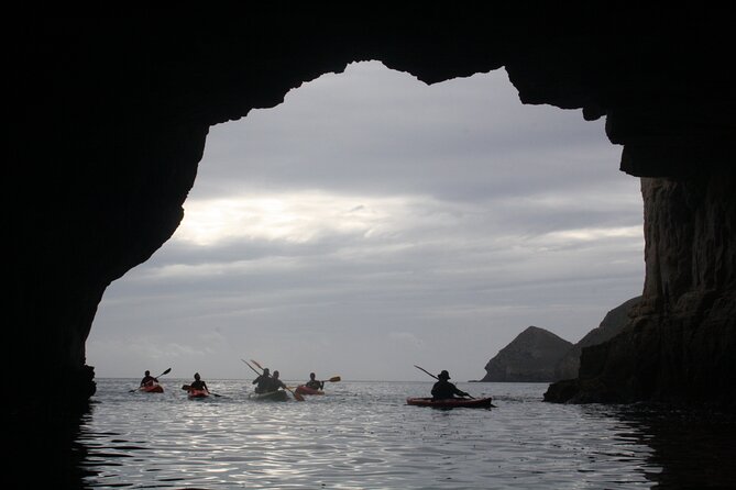 Kayak y snorkell por las mejores calas del Parque Natural Cabo de Gata - Paddling along the park’s coves