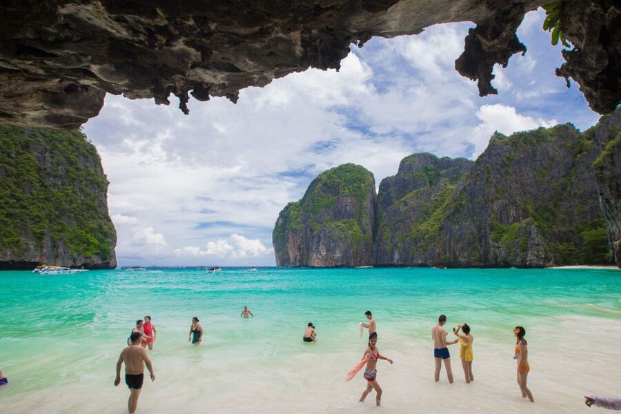 Khao Lak: Phi Phi Island, Maya Beach and Snorkeling Day Trip - Buffet lunch and beach time
