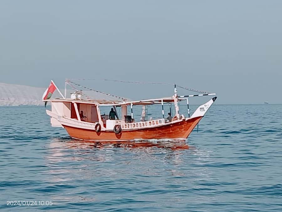 Khasab: Dhow Cruise with Lunch, Dolphin Watching& Snorkeling - Telegraph Island and its famous snorkeling stop
