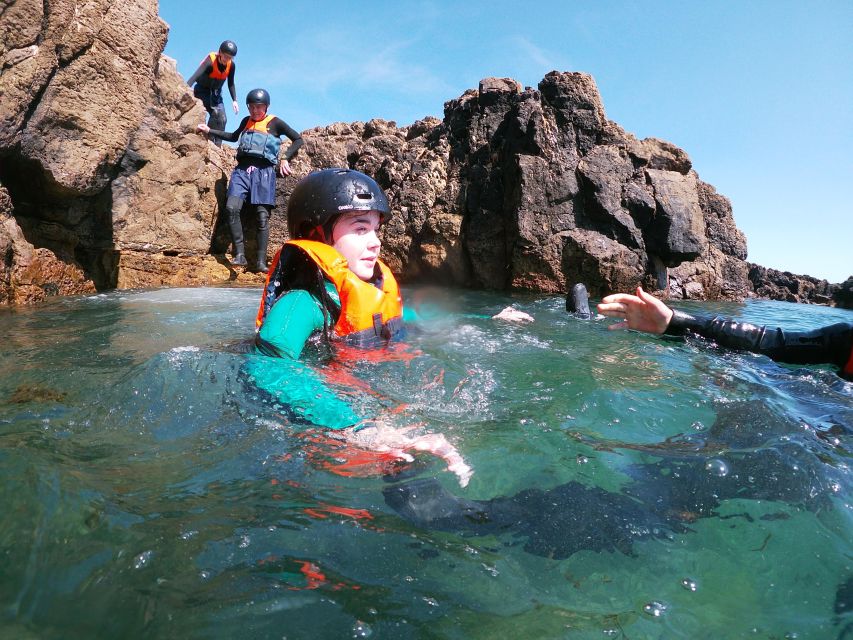 Kids Version - Coasteering with snorkeling: Algarve - Rock jumps from 1 to 6 meters
