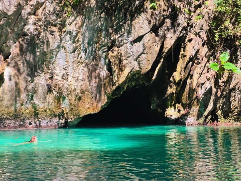 Ko Lanta: 4 Islands Snorkeling Tour by Longtail Boat - Swimming through Koh Mook’s Emerald Cave