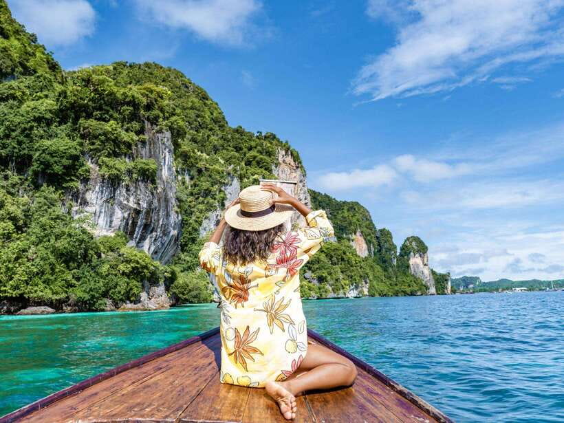 Ko Lanta: Full-Day Snorkel Trip to Phi Phi & Bamboo Islands - Phi Phi Don gives you time on land