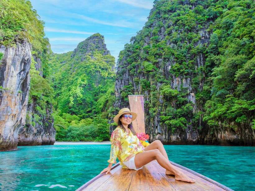 Ko Lanta: Unique 4-Island Long-Tail Snorkeling Tour w/ Lunch - Koh Ngai brings a proper pause