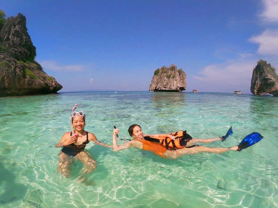 Ko Samui: Unique Ko Tao & Ko Nang Yuan Snorkeling Day Trip - Leaving Koh Samui at 8 AM