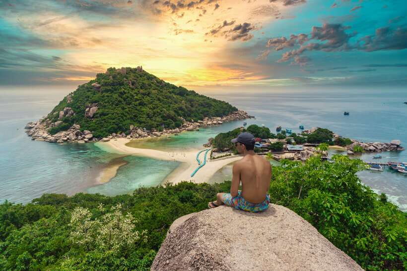 Ko Tao: Late Riser Snorkeling Tour with Lunch and Photos - The sun is the main practical hazard