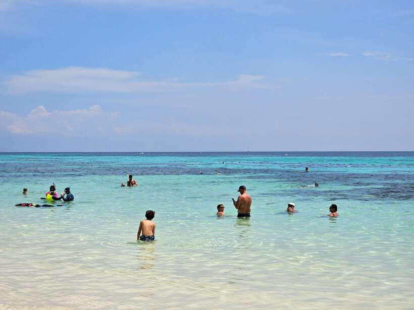 Koh Lanta: Koh Rok and Koh Haa Snorkeling Adventure - Snorkeling etiquette that protects the reef