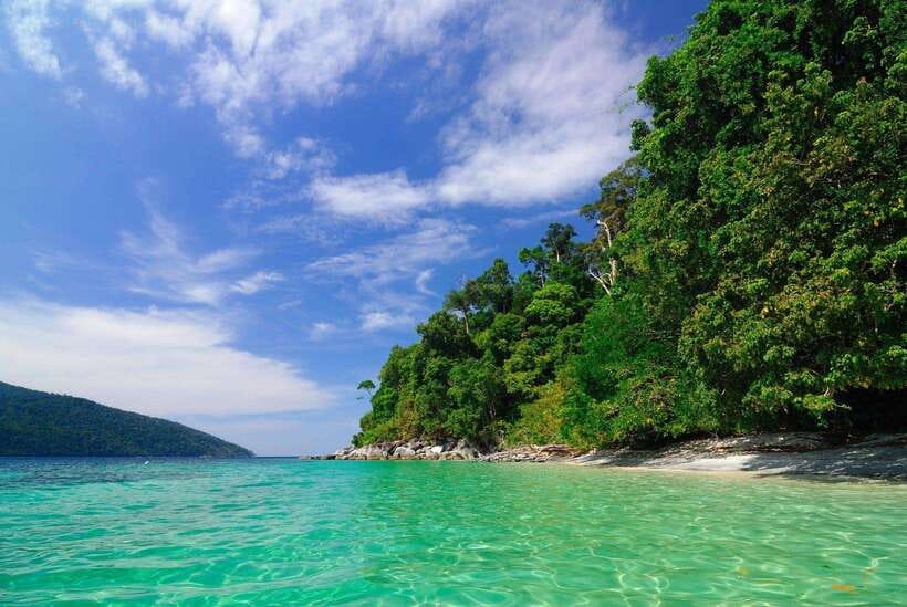 Koh Lipe: 5 Island Snorkeling Trip by Longtail Boat w/ Lunch - Koh Adang finishes with fish and coral