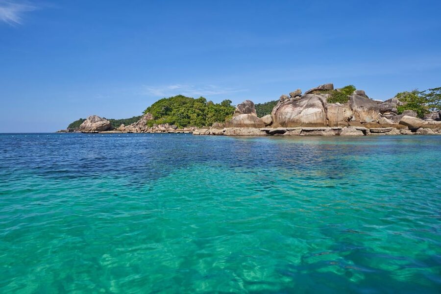 Koh Lipe: 7 Island Snorkeling Trip by Longtail Boat w/ Lunch - Koh Hin Son gives the morning a dramatic start
