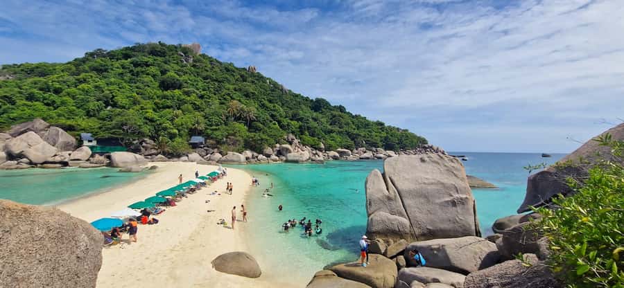 Koh Pha Ngan: Koh Tao & Nang Yuan Tour with Snorkel, Lunch - Lighthouse Pinnacle and the second snorkel stop