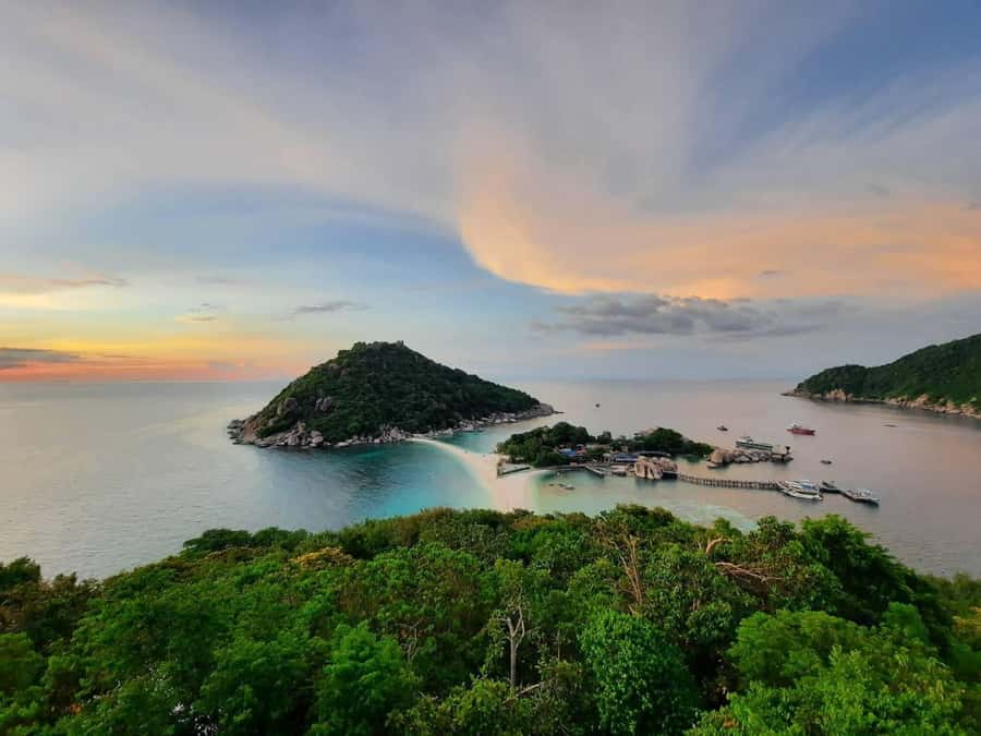Koh Phangan: Koh Nangyuan & Koh Tao Boat Tour & Snorkeling - The speedboat ride: efficient, brisk, and sometimes snug