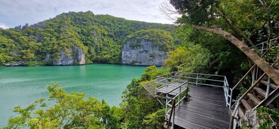 Koh Samui: Day Tour to Ang Thong with Kayak, Snorkel & Lunch - Koh Maekok beach lunch and a needed rest