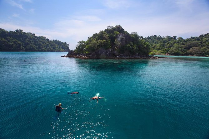 Koh Samui Island Cruise and Snorkel Full-Day Tour - Passing Tong Sai, Cheong Mon, and Chaweng