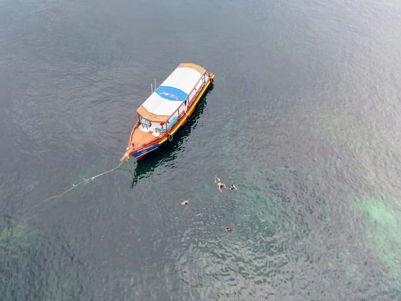 Koh Tao: First Light Snorkel Adventure with Oxygen Tours - Tao Thong Bay before the crowds