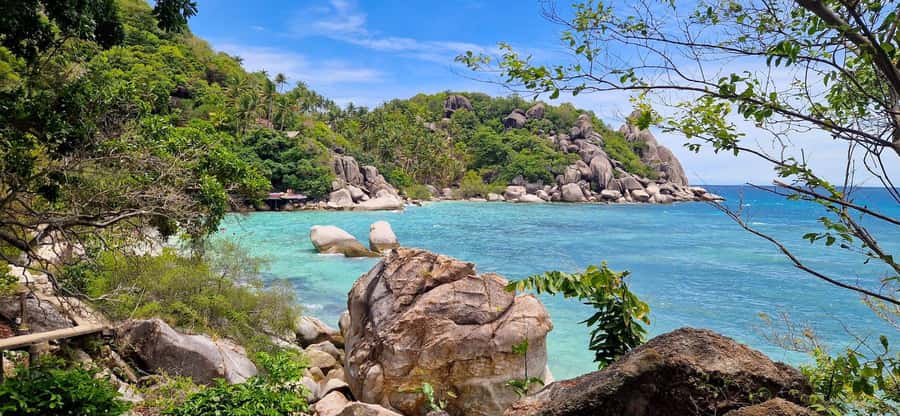 Koh Tao: Private Longtail Snorkel Tour with Nang Yuan Visit - Aow Leuk: a calmer swimming stop