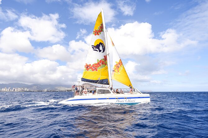 Kona Catamaran Snorkel Sail with Lunch - Lunch, drinks, and comfort aboard