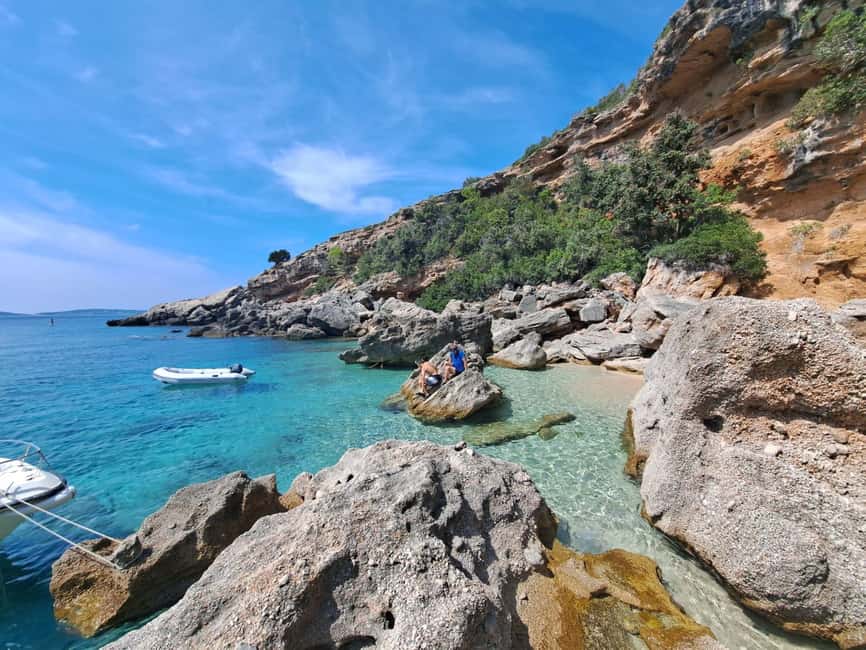 Korčula Snorkeling&Swimming, Shipwreck & More, Private Tour - The Blue Lagoon at Stupe and Majsan