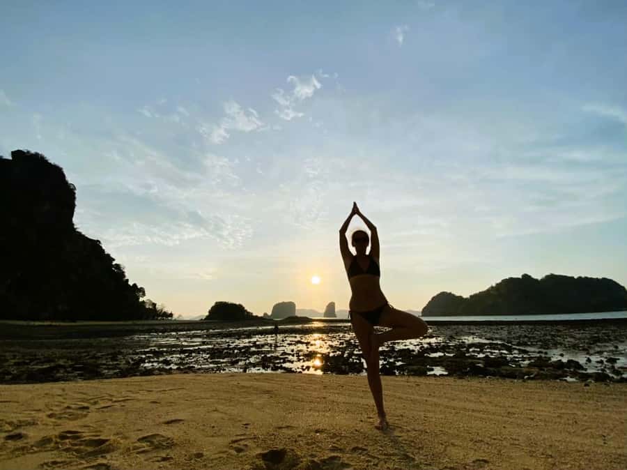 Krabi: Bioluminescent Plankton, Snorkeling & Sunset Tour - Chicken Island for snorkeling