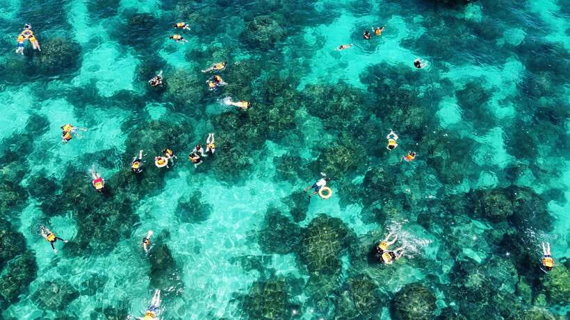 Krabi: Phi Phi and 4 Islands with Snorkeling by Speed Boat - Snorkeling first, with weather in charge