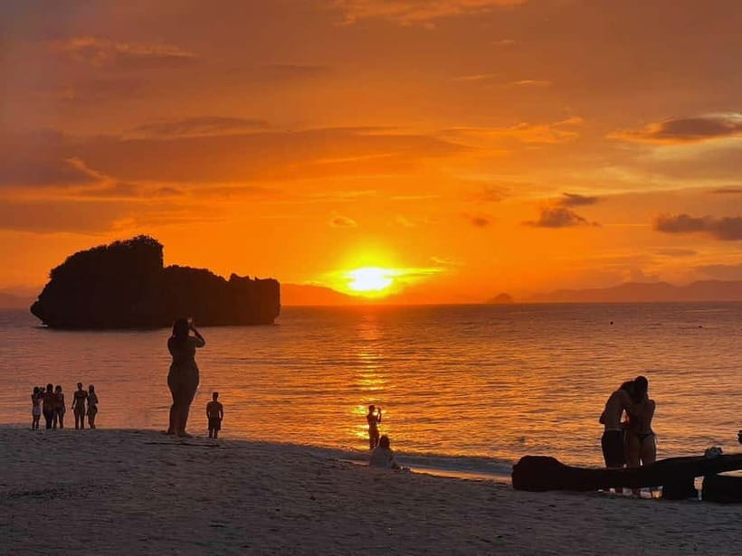 Krabi: Seven Islands Snorkel Cruise with Dinner - Chicken Island and the first real snorkeling