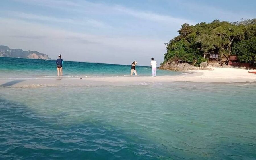 Krabi: Seven Islands Snorkel Cruise with Dinner - Sunset over Railay, from the beach or the boat